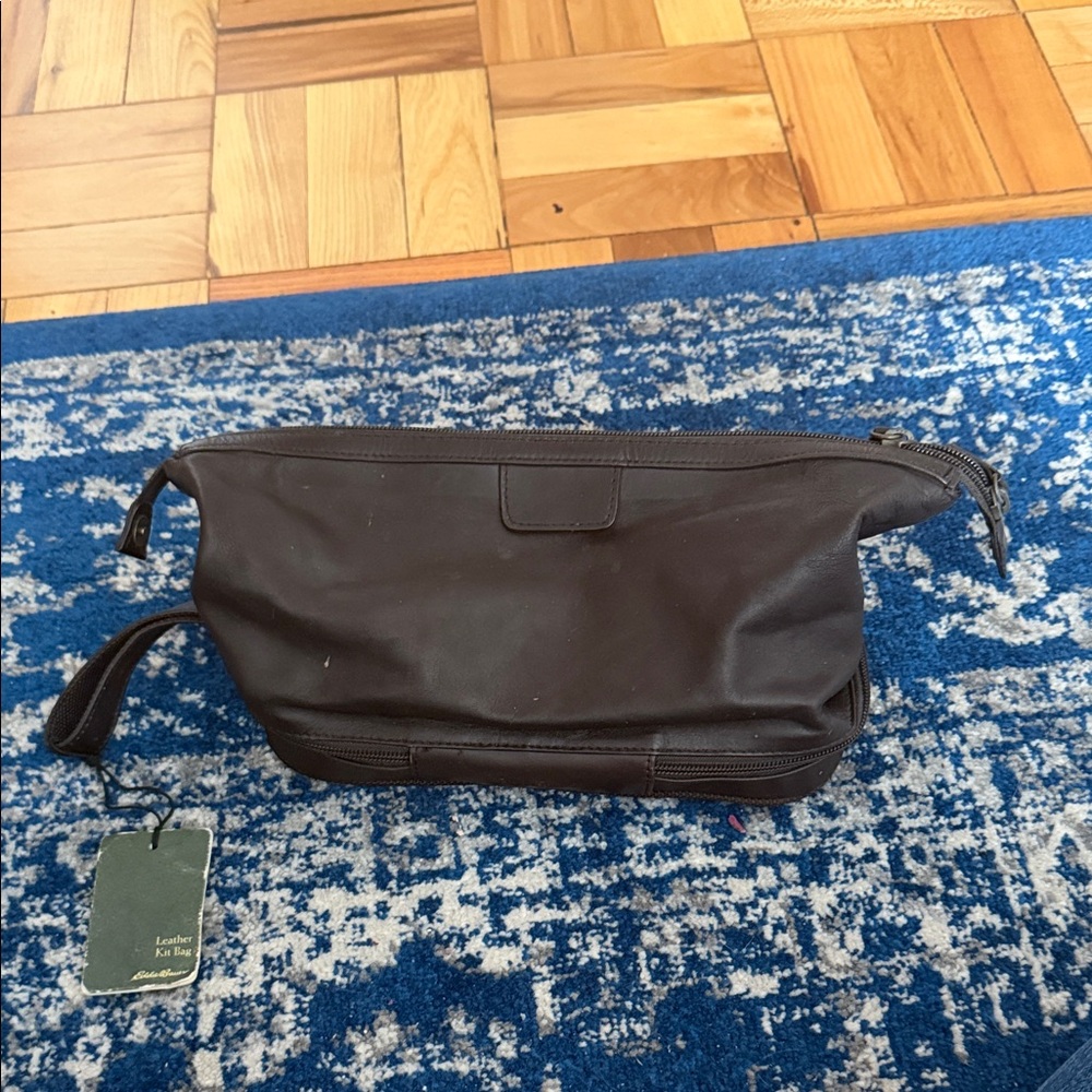 Eddie Bauer Brown Men’s Toiletry Kit with Handle